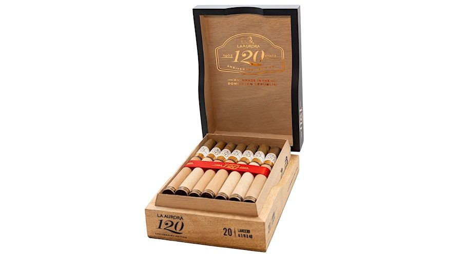 Picture of La Aurora 120th Anniversary Lancero Gets Solo Release