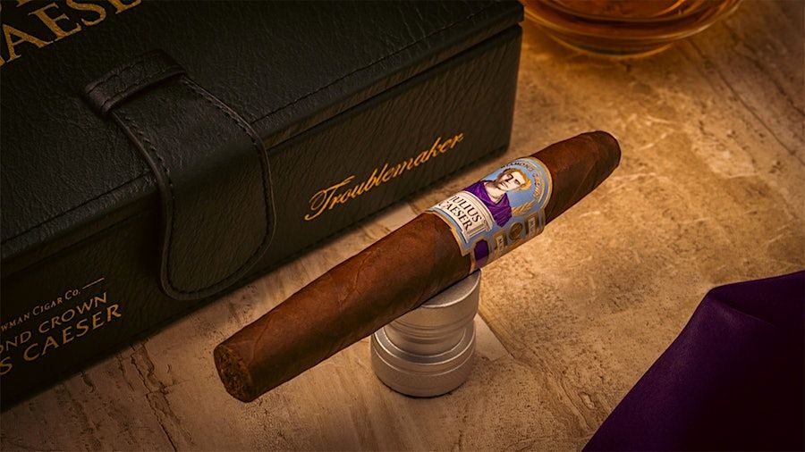 Imagen de J.C. Newman Lanza el Cigarro 