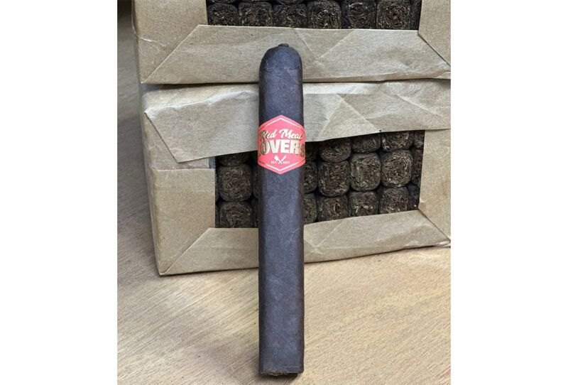 Imagen de Dunbarton Tobacco & Trust Lanza la Fritanga en la Línea Red Meat Lovers