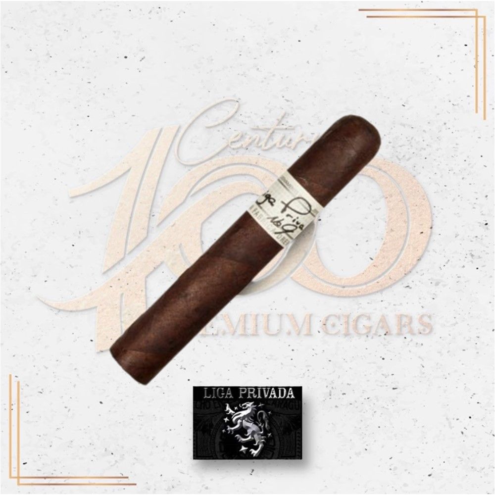Liga Privada - No. 9 - Petit Corona