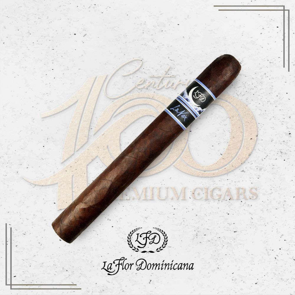 La Flor Dominicana - La Nox - La Nox Toro
