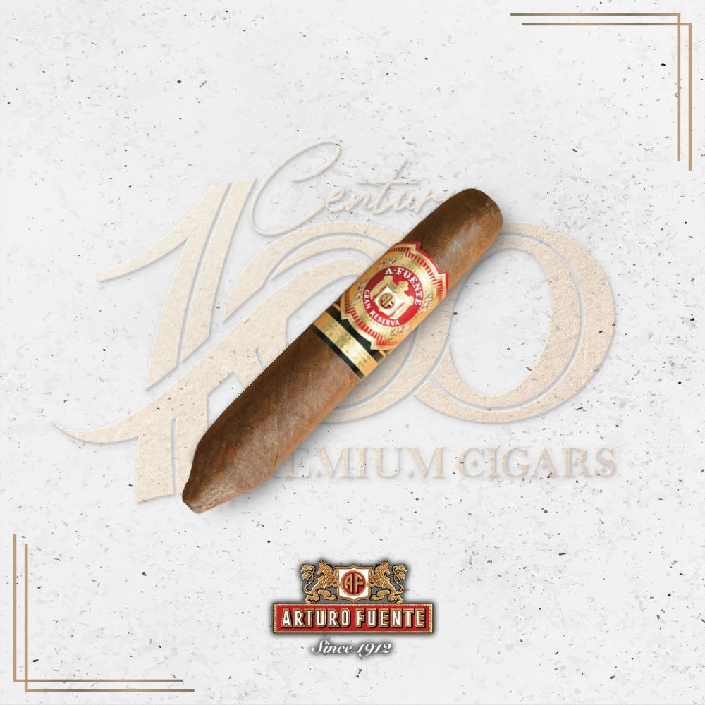 Arturo Fuente - Hemingway - Work of Art Natural
