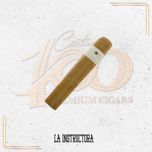 La Instructora - Delicado - Robusto 